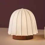 Lampe  poser en tissu et mtal (h19 cm) marcel marron
