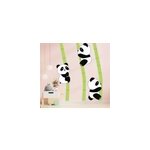 Sticker animal sauvage escalade de pandas Sticker animal sauvage escalade de pandas