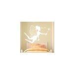 Sticker mural conte silhouette de fée avec baguette magique Sticker mural conte silhouette de fée avec baguette magique