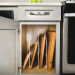 Ensemble de 4 s�parateurs pour armoires et �tag�res. , chrom�, acier. - emuca