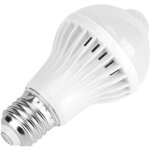 Ampoule led e27 avec d�tecteur pir - 7w - pour entr�e / garage / couloir - infrarouge intelligent