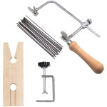 Un cadre de scie r�glable pour bijoutiers, �quip� de 144 lames de scie, un accessoire de fabrication ...