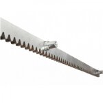 Crmaillre 30x8mm module 4 en acier galvanis pour portail coulissant nice roa8