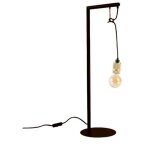 Sampa - lampe � poser sur pied d�co industrielle en m�tal noir et dor� compatible e27