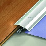 Seuil multi niveau 51mmx2, 7m alu avec petit socle ht de 0 a 20mm