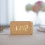 Snq - num�rique r�veil bois r�glable luminosit� contr�le vocal led horloge rectangle affichage temps ...