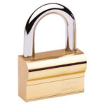 Vachette - cadenas � cl� 1313 / 30 laiton - largeur du coffre : 55 mm - hauteur de l'anse : 55 mm