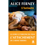 L'intimit� (couverture affiche du film l'attachement) (poche)