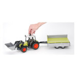 Tracteur claas nectis avec fourche et remorque Tracteur claas nectis avec fourche et remorque