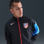3e veste nationale de foot nike dri - fit total 90 atlético madrid strike pour homme - noir 3e veste nationale de foot nike dri - fit total 90 atlético madrid strike pour homme - noir