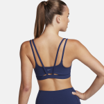Brassi�re de sport rembourr�e � maintien l�ger nike zenvy strappy pour femme - bleu