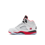Chaussure jordan 5 retro  fire red black tongue  pour enfant - blanc