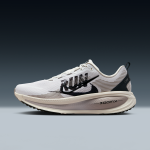 Chaussure de running sur route nike vomero 18 pour homme - blanc Chaussure de running sur route nike vomero 18 pour homme - blanc
