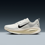 Chaussure de running sur route nike vomero 18 pour homme - blanc