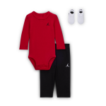 Coffret ensemble avec body à manches longues jordan baby essentials - rouge Coffret ensemble avec body à manches longues jordan baby essentials - rouge