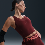 Dbardeur court nike pro dri - fit pour femme - rouge