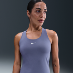 Débardeur de sport rembourré à maintien normal nike swoosh pour femme - bleu Débardeur de sport rembourré à maintien normal nike swoosh pour femme - bleu