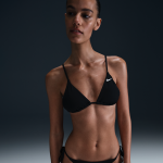 Haut de bikini triangle nike swim essential pour femme - noir