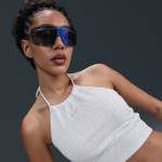 Haut court slim dos nu en molleton nike sportswear chill terry pour femme - marron