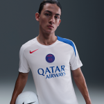Haut de foot en maille nike dri - fit total 90 psg strike 3e tenue pour homme - blanc