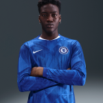 Maillot de foot à manches longues replica nike dri - fit chelsea fc 2025 / 26 stadium domicile pour homme ... Maillot de foot à manches longues replica nike dri - fit chelsea fc 2025 / 26 stadium domicile pour homme ...