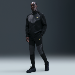 Pantalon de jogging en tissu fleece nike tech pour homme - noir Pantalon de jogging en tissu fleece nike tech pour homme - noir