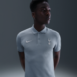 Polo de foot nike dri - fit tottenham hotspur the nike polo pour homme - bleu Polo de foot nike dri - fit tottenham hotspur the nike polo pour homme - bleu