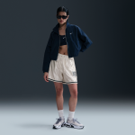 Short ample taille mi - haute à motif nike sportswear pour femme - blanc Short ample taille mi - haute à motif nike sportswear pour femme - blanc