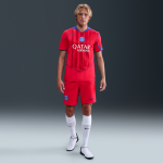 Short de foot replica nike dri - fit total 90 psg 2025 / 26 stadium 3e tenue pour homme - rouge Short de foot replica nike dri - fit total 90 psg 2025 / 26 stadium 3e tenue pour homme - rouge