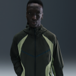 Veste windrunner tiss�e ample � motif color block dri - fit nike tech pour homme - vert