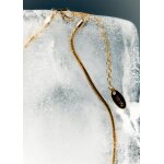 Collier � pendentif g�om�trique