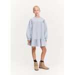 Robe d�tails brod�s
