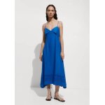 Robe brod�e encolure retourn�e