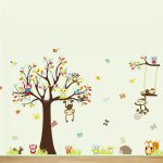 Sticker les petits singes jouent sur les arbres
