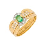 Bagues �meraude 0. 28 carat et diamants 0. 18 carat or jaune 5. 32g