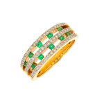 Bague �meraudes 0. 43 carat et diamants 0. 25 carat or jaune 7. 39g
