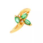 Bague meraudes 0. 54 carat et diamants 0. 02 carat or jaune 3. 81g