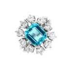 Bague marguerite aigue - marine 2. 30 carats et diamants 1. 1 carat or blanc 6. 48g