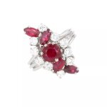 Bague rubis 1. 49 carat et diamants 0. 60 carat or blanc 5. 78g Bague rubis 1. 49 carat et diamants 0. 60 carat or blanc 5. 78g