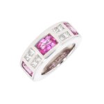 Bague saphirs roses 1. 70 carat et diamants 0. 64 carat or blanc 15. 13g Bague saphirs roses 1. 70 carat et diamants 0. 64 carat or blanc 15. 13g