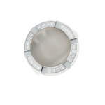 Bague sign�e chaumet
