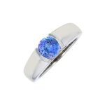 Bague tanzanite 1. 18 carat et diamants 0. 27 carat or blanc 7. 84g Bague tanzanite 1. 18 carat et diamants 0. 27 carat or blanc 7. 84g