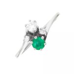 Bague toi & moi meraude 0. 22 carat et diamant 0. 20 carat or blanc 2. 61g