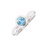 Bague topaze 0. 72 carat or blanc 3. 18g Bague topaze 0. 72 carat or blanc 3. 18g