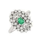 Bague vintage �meraude 0. 38 carat et diamants 1. 20 carat or blanc 6. 36g