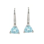 Boucles d'oreilles topazes 11. 48 carats et diamants 0. 15 carat or blanc 9. 87g