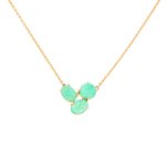 Collier émeraudes 6. 05 carats or jaune 6. 03g Collier émeraudes 6. 05 carats or jaune 6. 03g