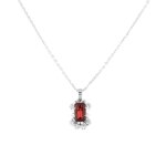 Collier grenat 1. 25 carat et diamants 0. 08 carat or blanc 4. 50g
