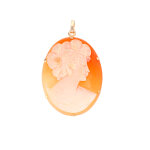 Pendentif cam�e or