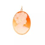 Pendentif camée or jaune 5. 05g Pendentif camée or jaune 5. 05g